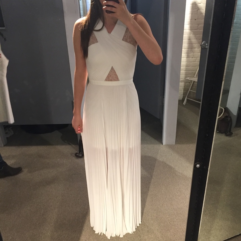 BCBGMAXAZRIA White Prom/Wedding Dress with Lace